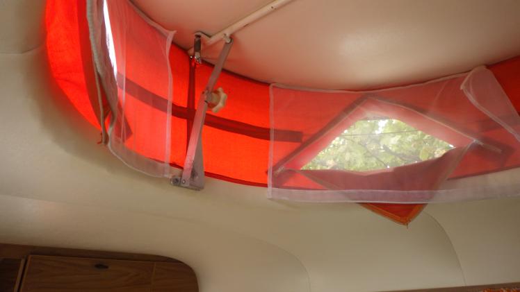 ��% metaKeywords %��